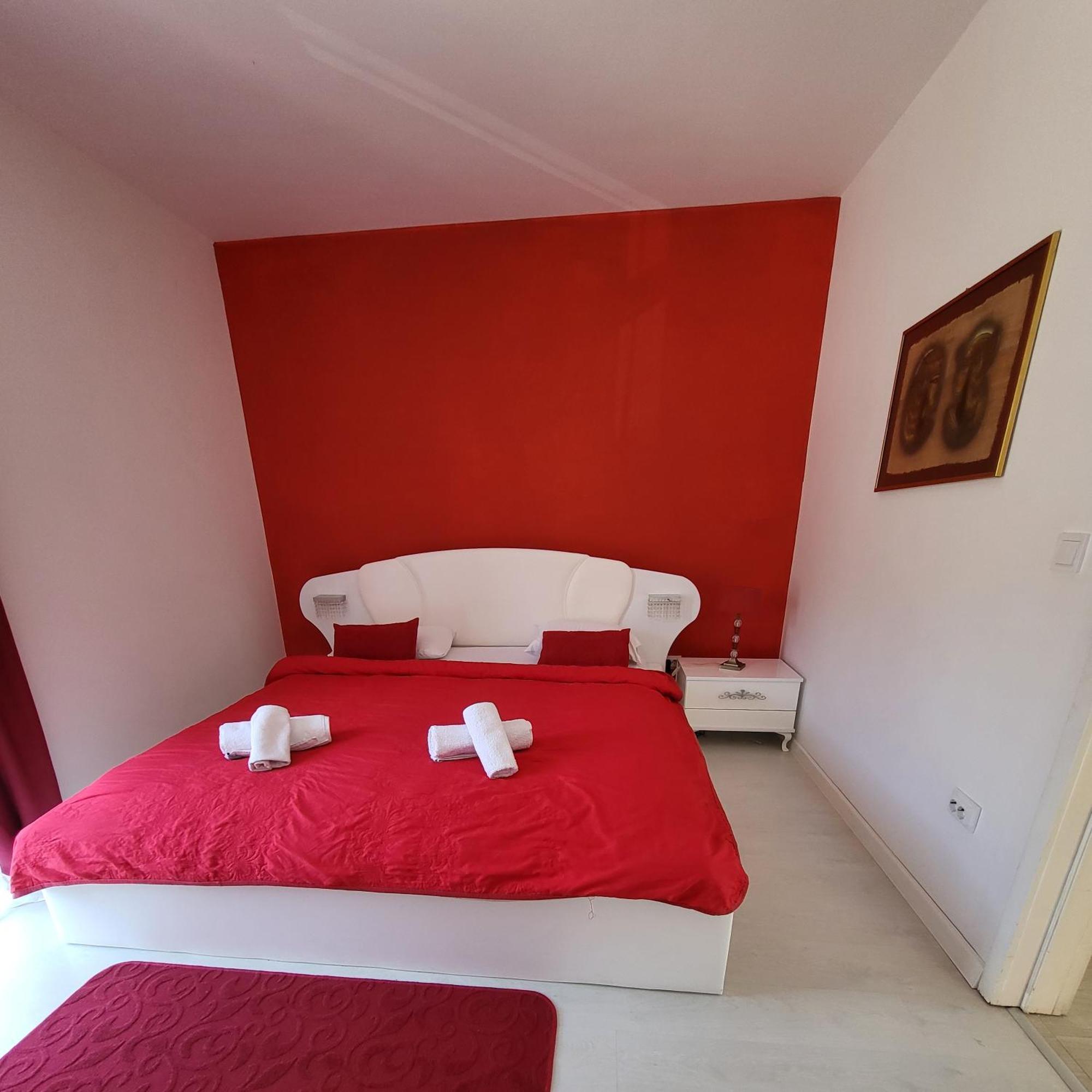 Apartmani Sport Igalo Херцег-Нови Номер фото