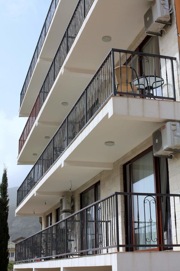 Apartmani Sport Igalo Херцег-Нови Экстерьер фото